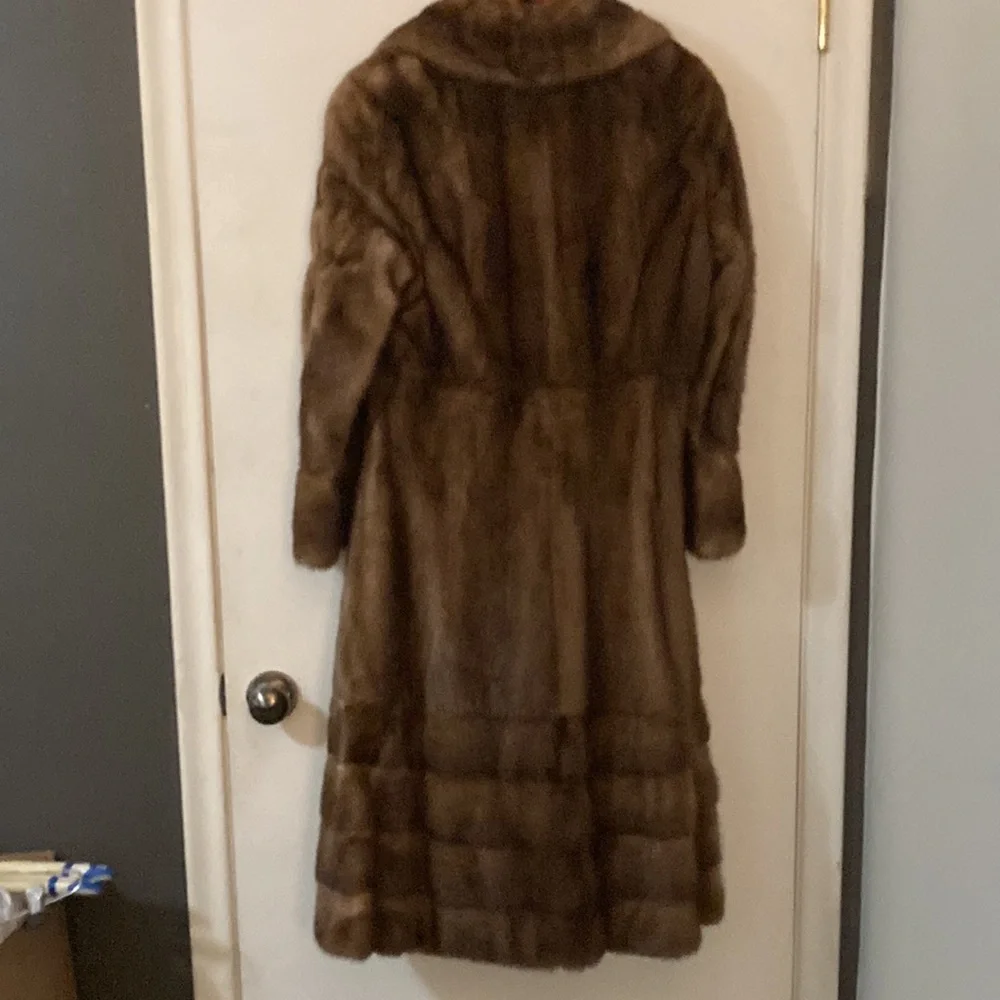 Vintage fur coat and hat - Picture 5 of 16